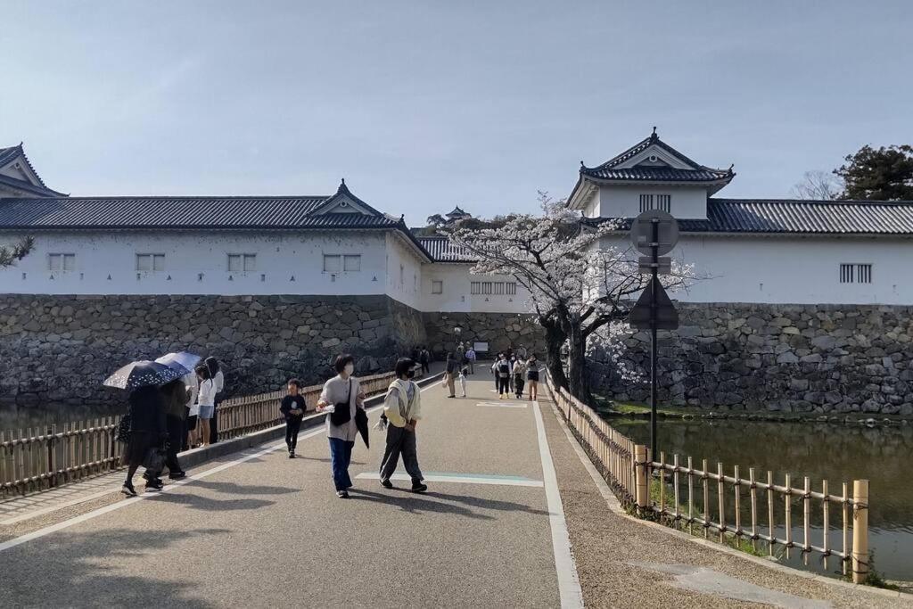 Villa Hikone Castle Екстериор снимка